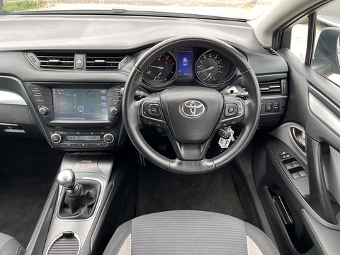 2.0 D-4D Business Edition 2.0 5dr Estate Manual Diesel