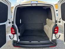 Volkswagen Transporter T30 2.0 TDi Startline Kombi 5-Seat Combi/Window Van Euro 5 Diesel Manual