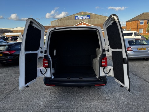 T30 2.0 TDi Startline Kombi 2.0 5dr Window Van Manual Diesel