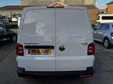 Volkswagen Transporter T30 2.0 TDi Startline Kombi 5-Seat Combi/Window Van Euro 5 Diesel Manual