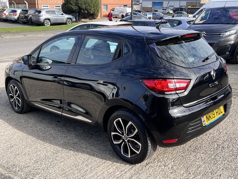 1.5 dCi [90] Play 1.5 5dr Hatchback Manual Diesel