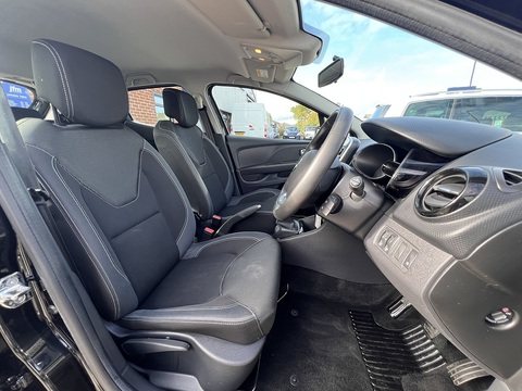 1.5 dCi [90] Play 1.5 5dr Hatchback Manual Diesel