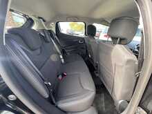 Renault Clio 1.5 dCi [90] Play 5-Door Hatchback Euro 6 Diesel Manual