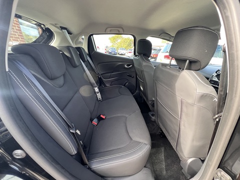 1.5 dCi [90] Play 1.5 5dr Hatchback Manual Diesel