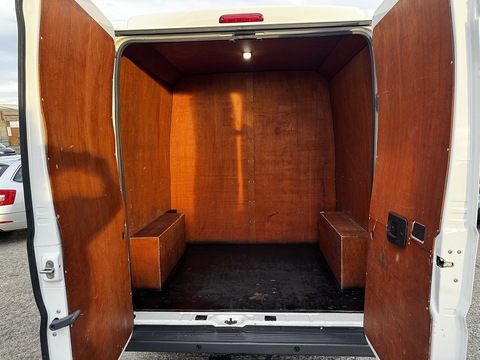 2.0 BlueHDI 35 Enterprise Heavy L3H2 [9-Seat] 2.0 Panel Van Manual Diesel