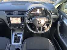 Skoda Octavia 1.6 TDI SCR SE Technology Euro 6 Diesel Manual Estate Car