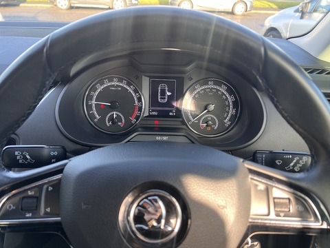 1.6 TDI SCR SE Technology (Euro 6) 1.6 5dr Estate Manual Diesel