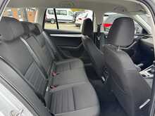 Skoda Octavia 1.6 TDI SCR SE Technology Euro 6 Diesel Manual Estate Car