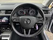 Skoda Octavia 1.6 TDI SCR SE Technology Euro 6 Diesel Manual Estate Car