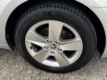 Skoda Octavia 1.6 TDI SCR SE Technology Euro 6 Diesel Manual Estate Car