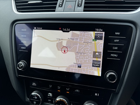 1.6 TDI SCR SE Technology 1.6 5dr Estate Manual Diesel