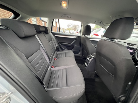 1.6 TDI SCR SE Technology (Euro 6) 1.6 5dr Estate Manual Diesel