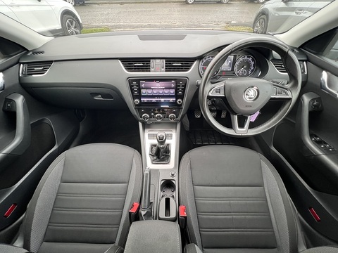 1.6 TDI SCR SE Technology (Euro 6) 1.6 5dr Estate Manual Diesel