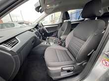 Skoda Octavia 1.6 TDI SCR SE Technology Euro 6 Diesel Manual Estate Car