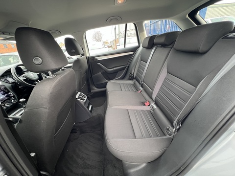 1.6 TDI SCR SE Technology (Euro 6) 1.6 5dr Estate Manual Diesel