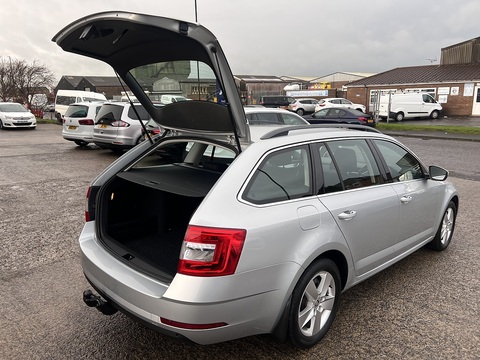 1.6 TDI SCR SE Technology (Euro 6) 1.6 5dr Estate Manual Diesel