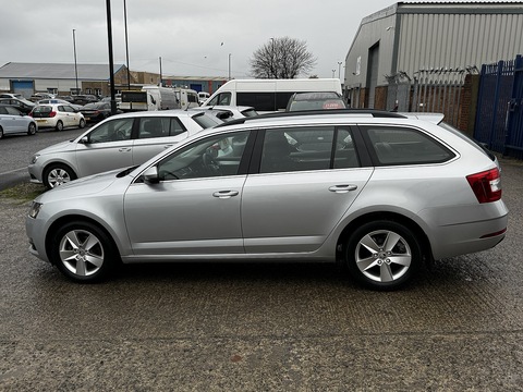 1.6 TDI SCR SE Technology (Euro 6) 1.6 5dr Estate Manual Diesel
