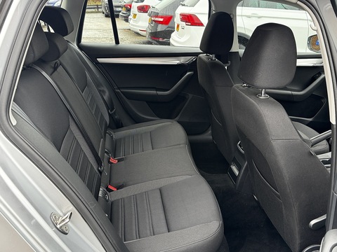 1.6 TDI SCR SE Technology (Euro 6) 1.6 5dr Estate Manual Diesel