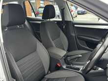 Skoda Octavia 1.6 TDI SCR SE Technology Euro 6 Diesel Manual Estate Car