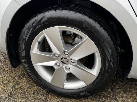 1.6 TDI SCR SE Technology (Euro 6) 1.6 5dr Estate Manual Diesel