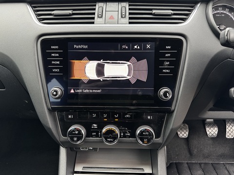 1.6 TDI SCR SE Technology (Euro 6) 1.6 5dr Estate Manual Diesel