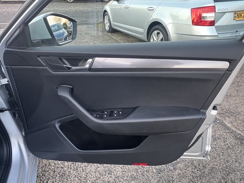 2.0 TDI [150] S Euro 6 2.0 5dr Estate Manual Diesel