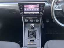 Skoda Superb 2.0 TDI S Hatchback 5dr Diesel Manual Euro 6 (s/s) (150 ps)