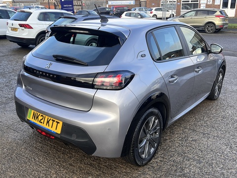 50kWh Active Premium Auto (7kW Charger) 0.0 5dr Hatchback Automatic Electric