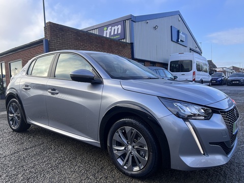 50kWh Active Premium Auto (7kW Charger) 0.0 5dr Hatchback Automatic Electric