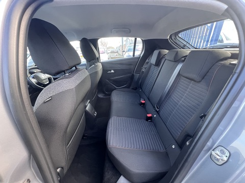 50kWh Active Premium Auto (7kW Charger) 0.0 5dr Hatchback Automatic Electric