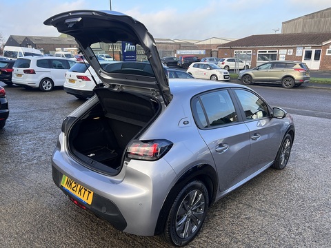 50kWh Active Premium Auto (7kW Charger) 0.0 5dr Hatchback Automatic Electric