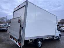 Citroen Relay 2.0 BlueHDI 35 Luton with Tail Lift Euro 6 Diesel Manual