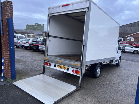 2.0 BlueHDi 35 L3 Chassis Cab Luton with Tail Lift 2.0 2dr Chassis Cab Manual Diesel