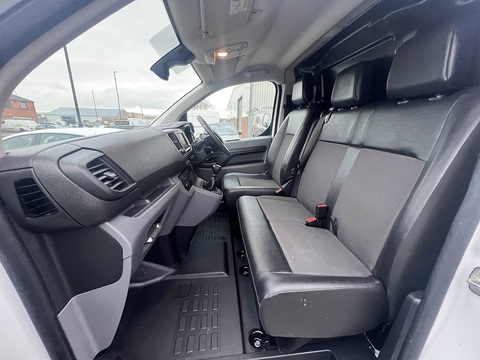 Vauxhall Vivaro 1.5 Turbo D F2700 Dynamic [L1H1] Euro 6 1.5 6dr Panel Van Manual Diesel