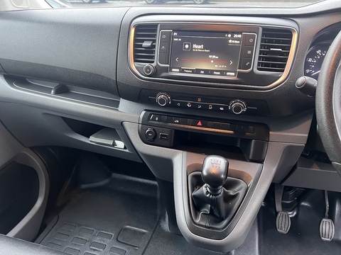 Vauxhall Vivaro 1.5 Turbo D F2700 Dynamic [L1H1] Euro 6 1.5 6dr Panel Van Manual Diesel