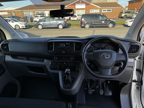 1.5D [120] Medium (6-Seat) 1.5 6dr MPV Manual Diesel