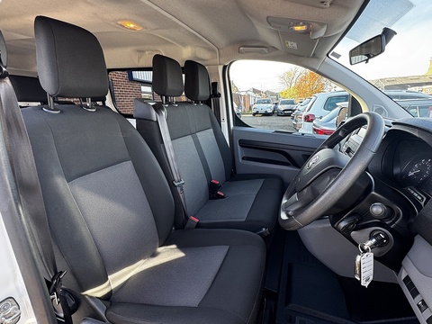 1.5D [120] Medium (6-Seat) 1.5 6dr MPV Manual Diesel