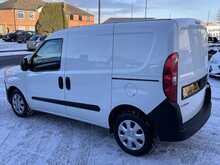 Vauxhall Combo 1.3 CDTi 2000 ecoFLEX 16V [95] L1H1 [Eu6] Panel Van Diesel Manual