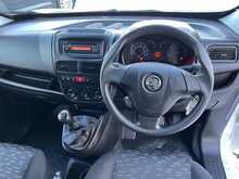 Vauxhall Combo 1.3 CDTi 2000 ecoFLEX 16V [95] L1H1 [Eu6] Panel Van Diesel Manual