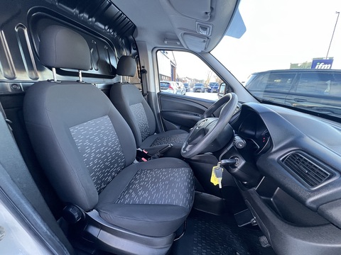 1.3 CDTi 2000 ecoFLEX 16V [95] L1H1 [Eu6] 1.3 3dr Panel Van Manual Diesel