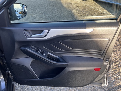 1.5 EcoBlue [95] Zetec Euro 6 1.5 5dr Estate Manual Diesel