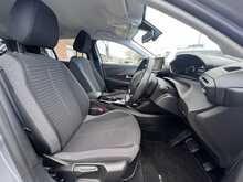 Peugeot E-208 50kWh Active Premium Auto (7kW Charger) Electric Hatchback