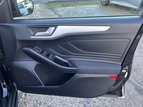 1.5 EcoBlue [95] Zetec Euro 6 1.5 5dr Estate Manual Diesel