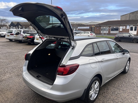 1.6 CDTi [110] Design Sports Tourer [Euro 6] 1.6 5dr Estate Manual Diesel