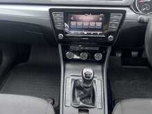 Skoda Superb 1.6 TDI S Hatchback 5dr Diesel Manual Euro 6 (s/s) (120 ps)