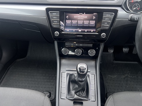 1.6 TDI S Euro 6 1.6 5dr Hatchback Manual Diesel