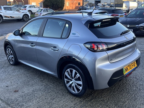 50kWh Active Auto (7kW Charger) 0.0 5dr Hatchback Automatic Electric