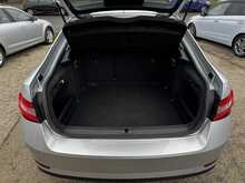 Skoda Superb 1.6 TDI S Hatchback 5dr Diesel Manual Euro 6 (s/s) (120 ps)