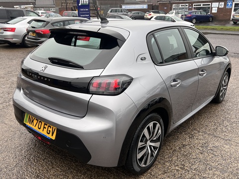 50kWh Active Auto (7kW Charger) 0.0 5dr Hatchback Automatic Electric