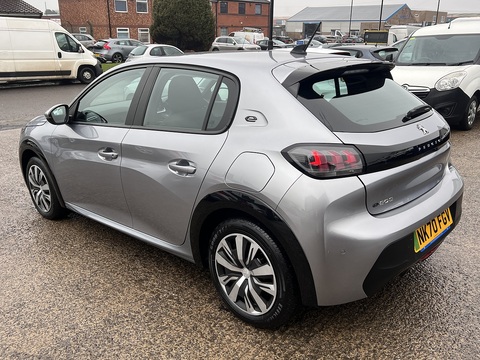 50kWh Active Auto (7kW Charger) 0.0 5dr Hatchback Automatic Electric